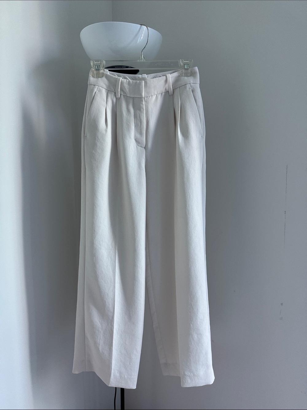 Wilfred: The Effortless Pant from Aritzia
